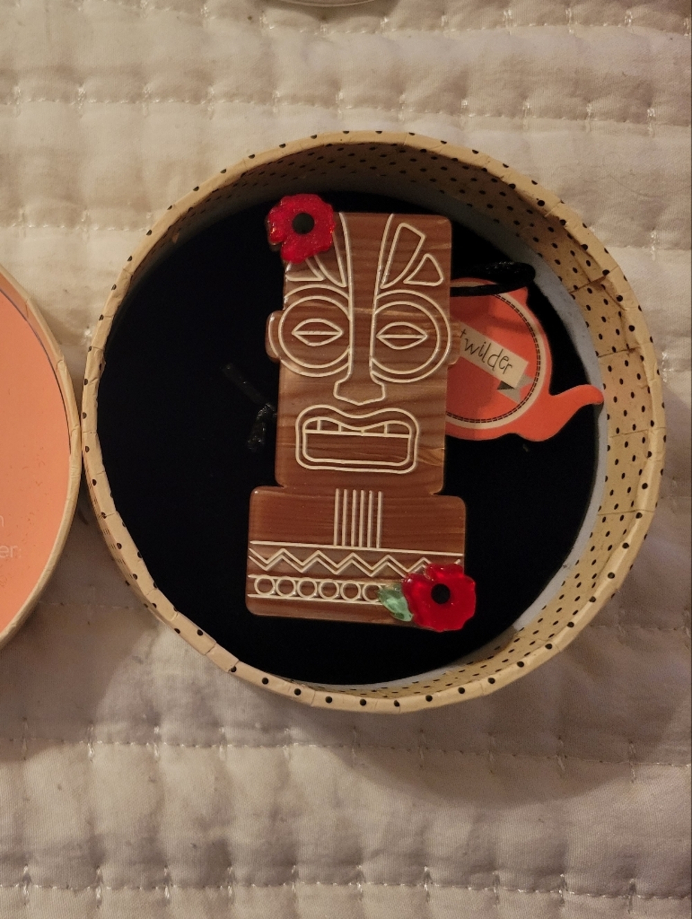 Erstwilder IDOL HEADS Tiki Pendant in Brown with Red Flowers